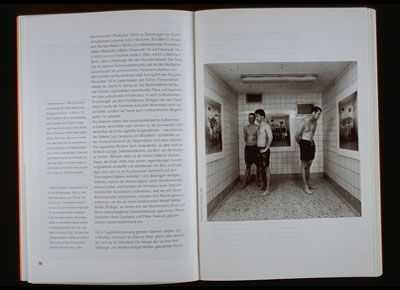 “Art Gallery Exhibiting” (1996), Galerie Paul Andriesse / Uitgeverij De Balie, Amsterdam