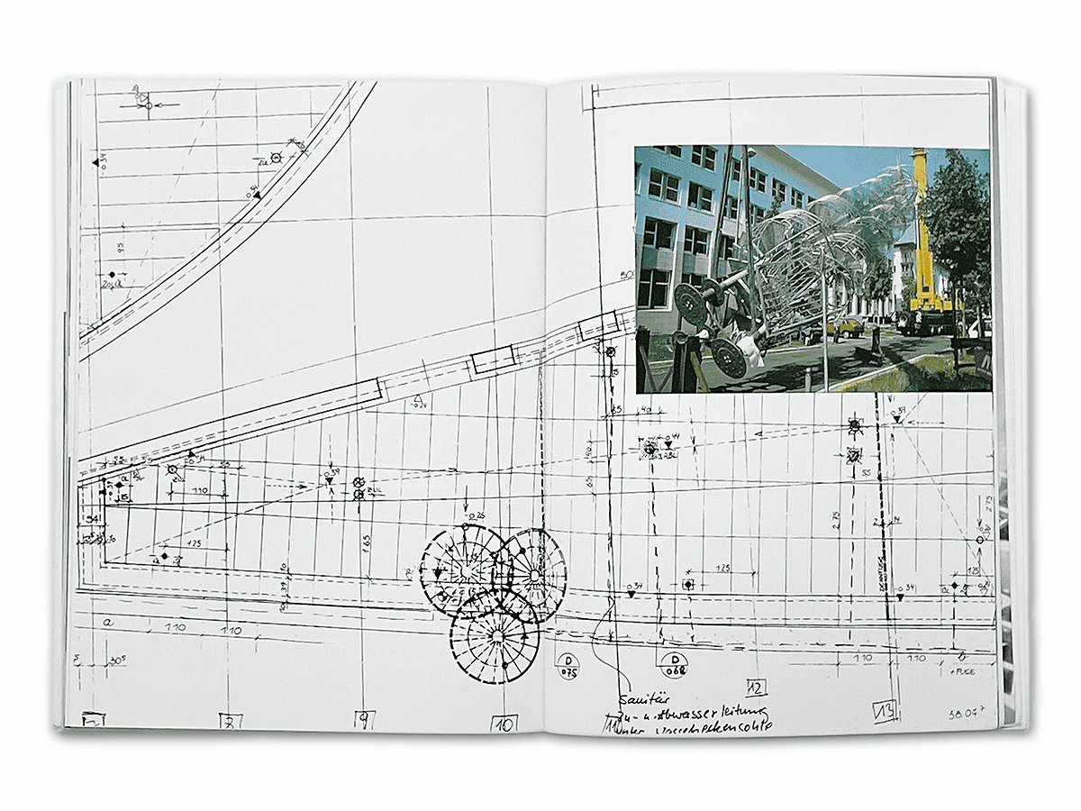 Olaf Metzel – Freitreppe (open staircase), 1996 | Goethe-Institut München | book (spread)