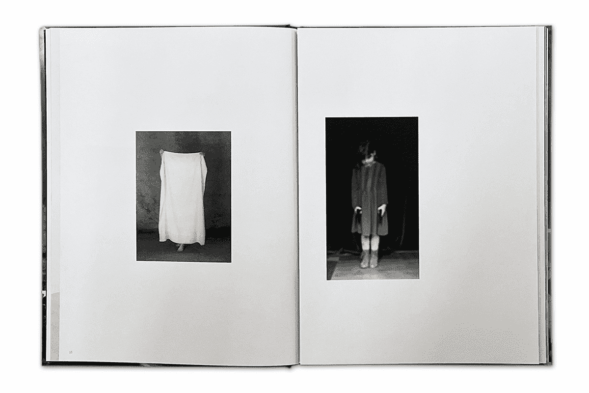 Lidwien van de Ven – Seule/La main qui efface/Peut écrire | catalogue (spread)